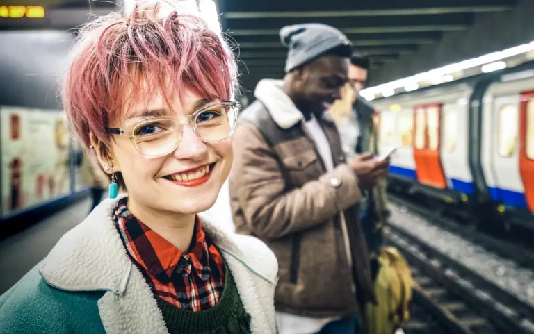 etudiants metro paris